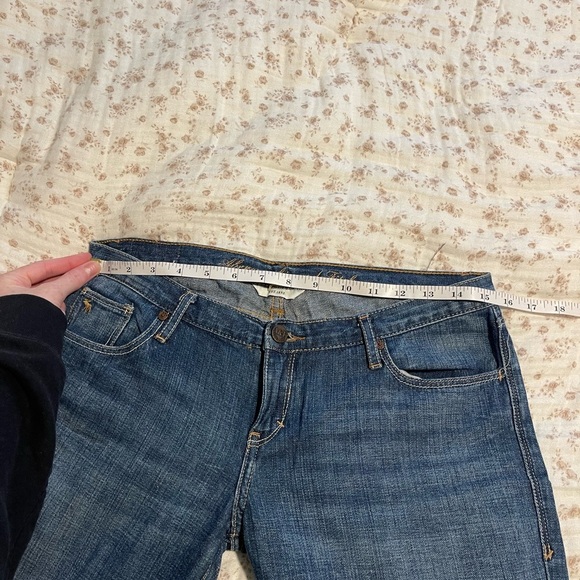 Abercrombie & Fitch Vintage Flare Blue Jeans - Picture 6 of 8